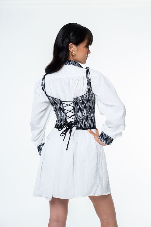 CORSET SHIRTDRESS: Graduation look - Traditional Alley