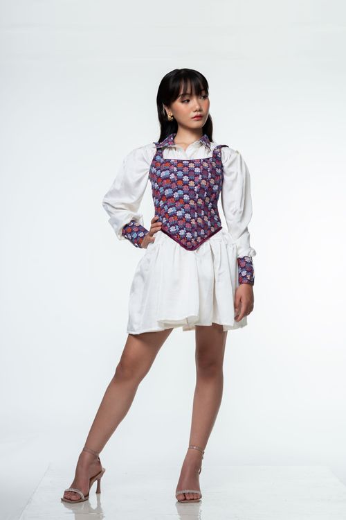CORSET SHIRTDRESS: Graduation look - Traditional Alley