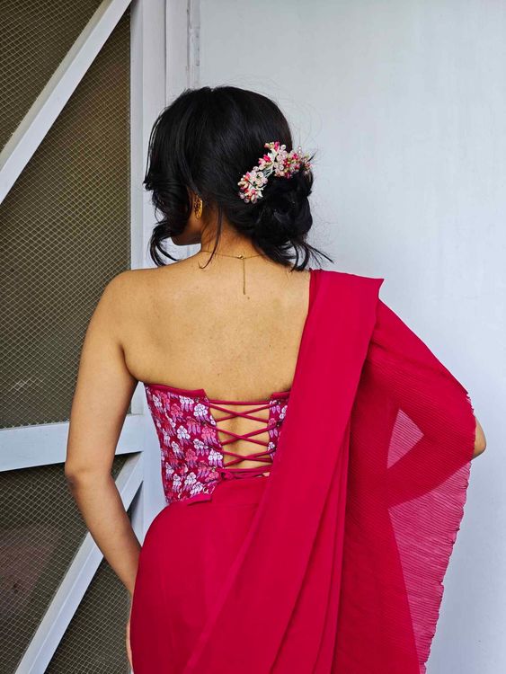 NEPALI DHAKA CORSET SAREE: Magenta - Traditional Alley