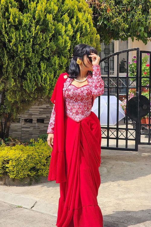 NEPALI DHAKA CORSET SAREE: Classic - Traditional Alley